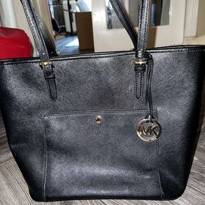 Michael khors bag